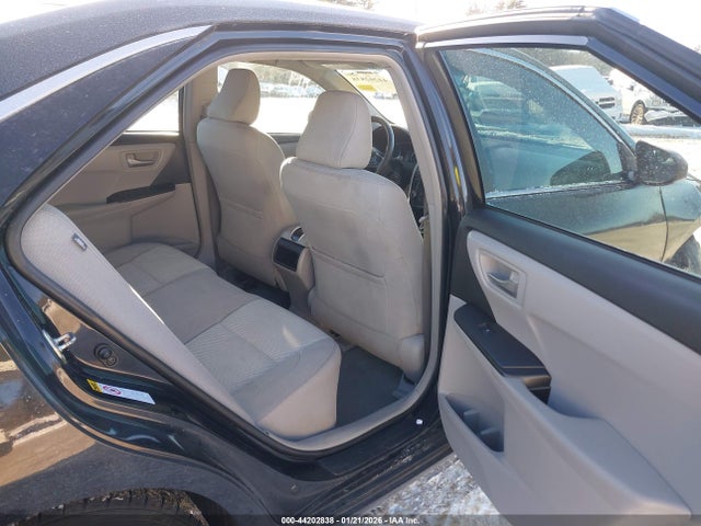 4T1BF1FK9HU439364 Toyota CAMRY LE