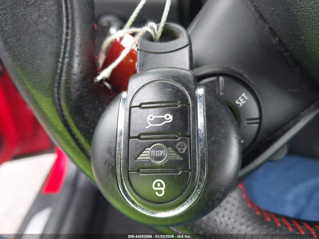 2019 MINI HARDTOP WMWXP7C58K2A49934 Photo 10