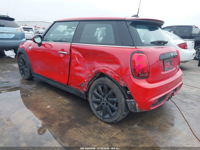 2019 MINI HARDTOP WMWXP7C58K2A49934 Photo 2