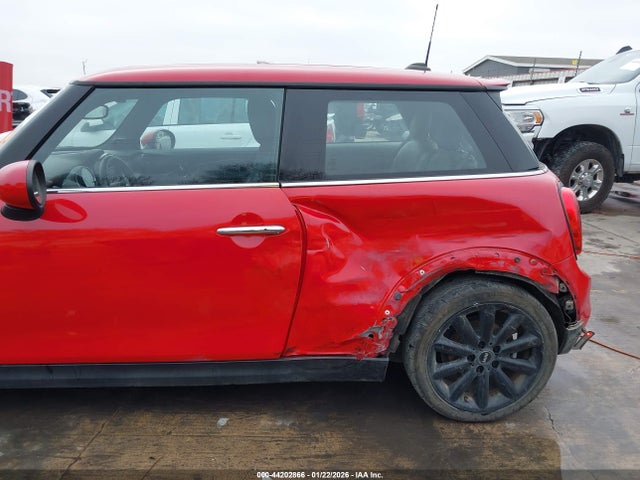 2019 MINI HARDTOP WMWXP7C58K2A49934 Photo 5