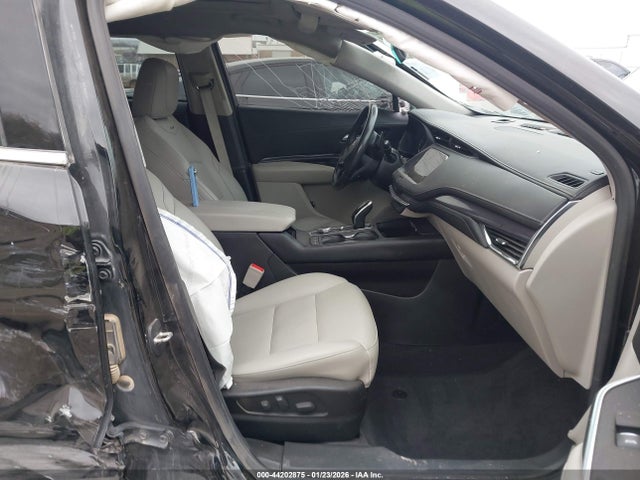 2023 CADILLAC XT4 1GYAZAR48PF111256 Photo 4