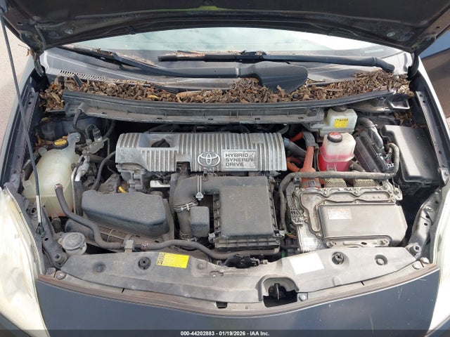 JTDKN3DU3F0437430 Toyota Prius Two