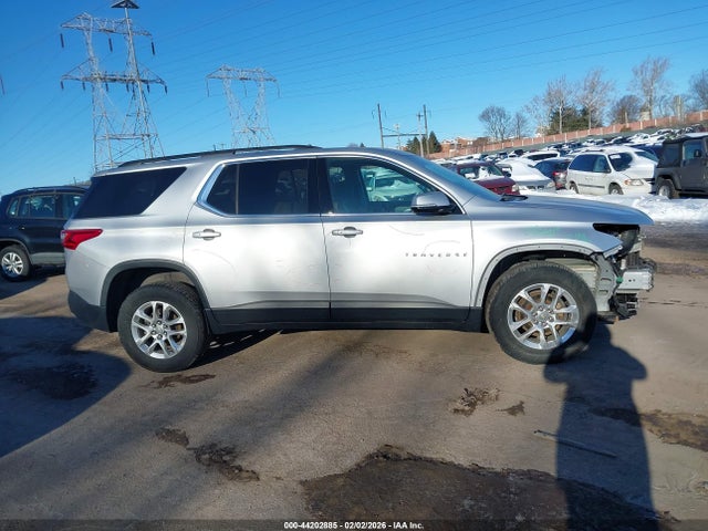 1GNEVGKW5KJ232731 Chevrolet Traverse 1lt