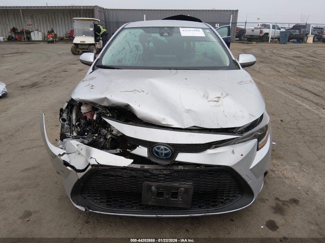 JTDEAMDE1MJ018359 Toyota Corolla Hybrid Le