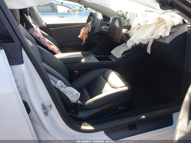 Продажа на аукционе авто 2025 Tesla Model 3, vin: 5YJ3E1EA5SF896614, номер лота: 44202937
