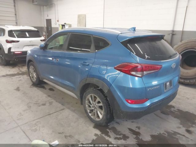 2018 HYUNDAI TUCSON KM8J33A45JU625899 Photo 2