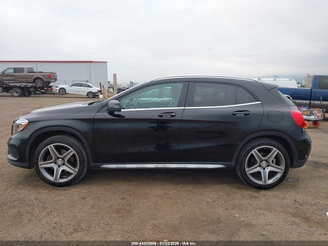 WDCTG4GB9FJ055003 Mercedes-Benz Gla 250 4matic
