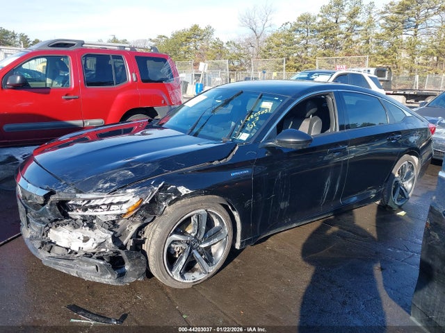 2022 Honda Accord Hybrid Sport მანქანა იყიდება აუქციონზე, vin: 1HGCV3F26NA044046, აუქციონის ნომერი: 44203037