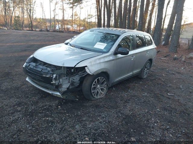 2017 MITSUBISHI OUTLANDER JA4AD2A38HZ055794 Photo 1