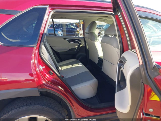 Toyota Rav4 Xle Premium 2019 JTMA1RFV3KD034597 Image 8