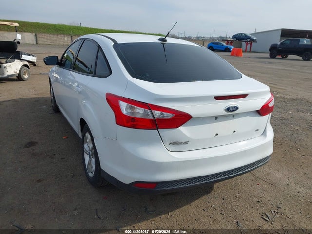 Ford FOCUS SE 2014 1FADP3F23EL238010 Image 3