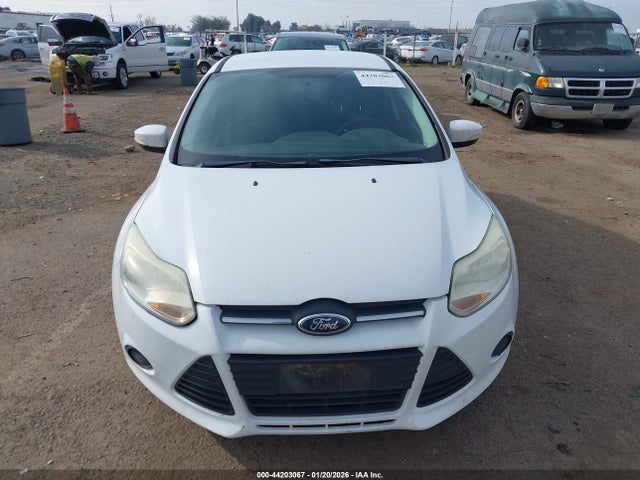 Ford FOCUS SE 2014 1FADP3F23EL238010 Image 6