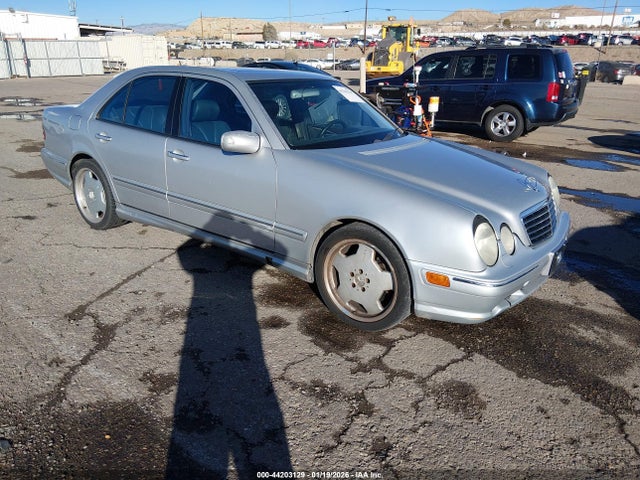 44203129 :رقم المزاد ، WDBJF74J31B309660 vin ، 2001 Mercedes-benz E 55 Amg مزاد بيع