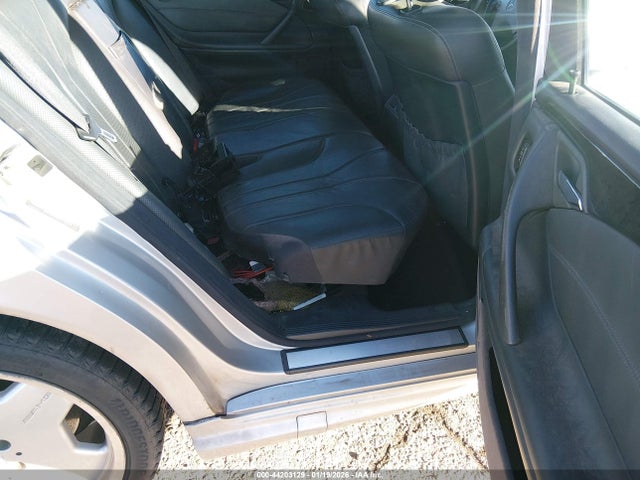 44203129 :رقم المزاد ، WDBJF74J31B309660 vin ، 2001 Mercedes-benz E 55 Amg مزاد بيع