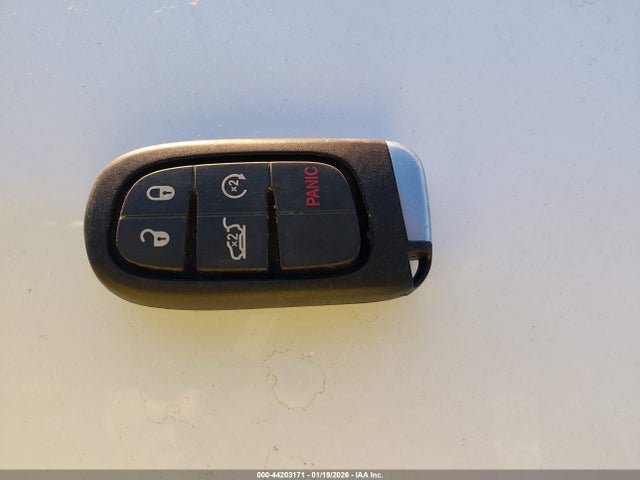1C4PJMLBXKD271689 Jeep Cherokee Latitude Plus 4x4