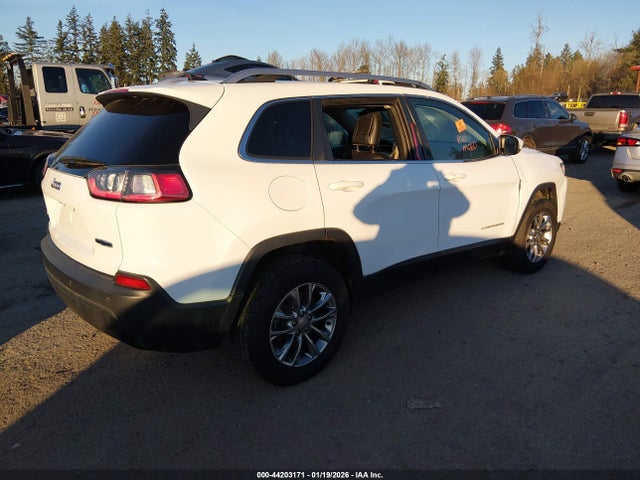 1C4PJMLBXKD271689 Jeep Cherokee Latitude Plus 4x4