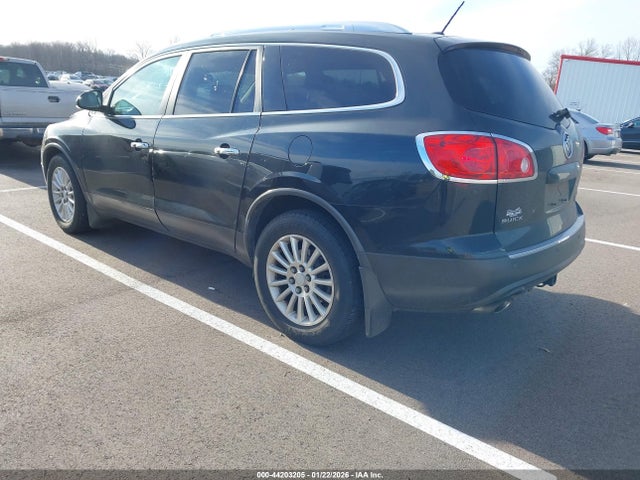 2011 BUICK ENCLAVE 5GAKVBED1BJ213863 Photo 2