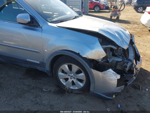 2012 Subaru Outback 2.5i Limited მანქანა იყიდება აუქციონზე, vin: 4S4BRBLC8C3273220, აუქციონის ნომერი: 44203227
