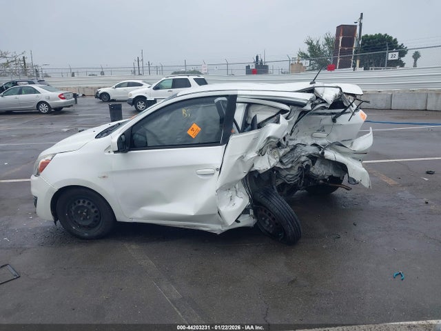 Mitsubishi MIRAGE ES 2017 ML32A3HJ6HH018555 Image 14