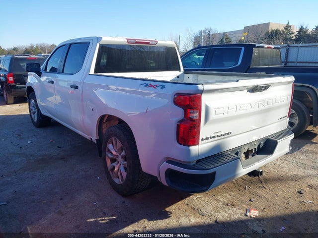 2022 Chevrolet Silverado 1500 4wd  Short Bed Custom მანქანა იყიდება აუქციონზე, vin: 3GCPDBEK1NG636339, აუქციონის ნომერი: 44203233