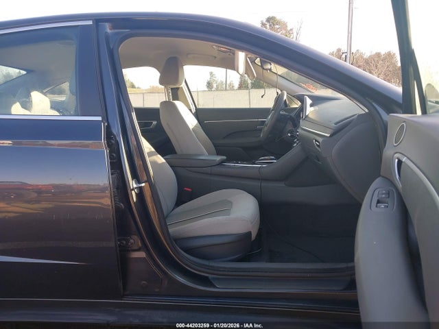 5NPEG4JA8LH012100 Hyundai SONATA SE