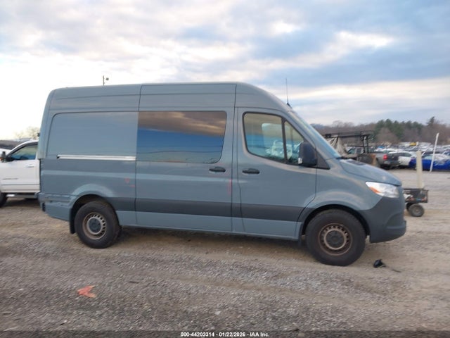 W1W4NBHY2RP667170 Mercedes-Benz Sprinter 2500 Standard Roof 4-cyl Diesel Ho