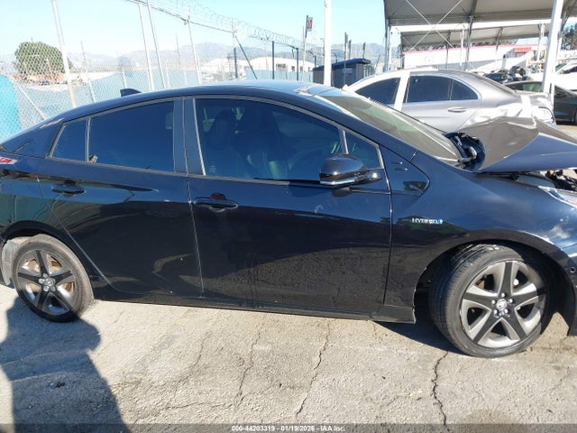 JTDKARFUXL3123702 Toyota Prius Limited