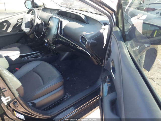 JTDKARFUXL3123702 Toyota Prius Limited
