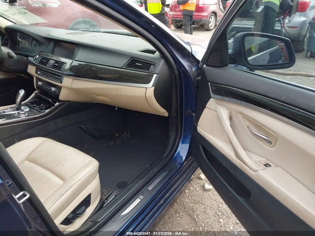 2013 BMW 528I WBAXG5C51DDY34434 Photo 4