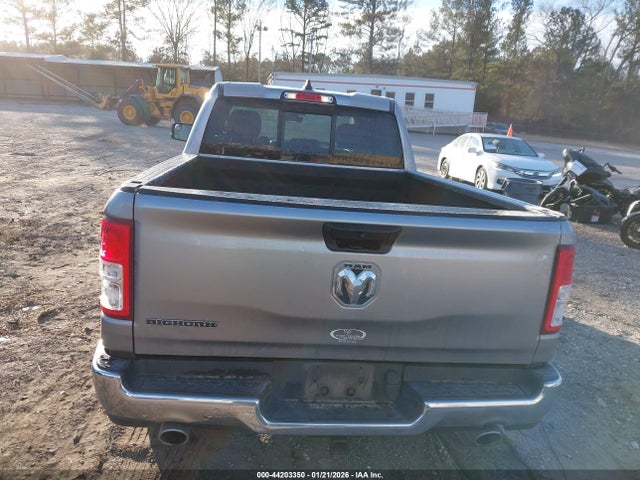 1C6RREBT7PN553153 RAM 1500 Big Horn 4x2 6&#039;4 Box
