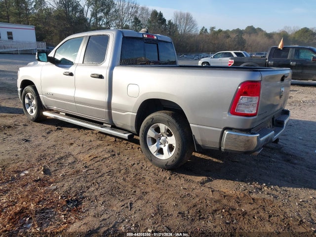 2023 RAM 1500 1C6RREBT7PN553153 Photo 2