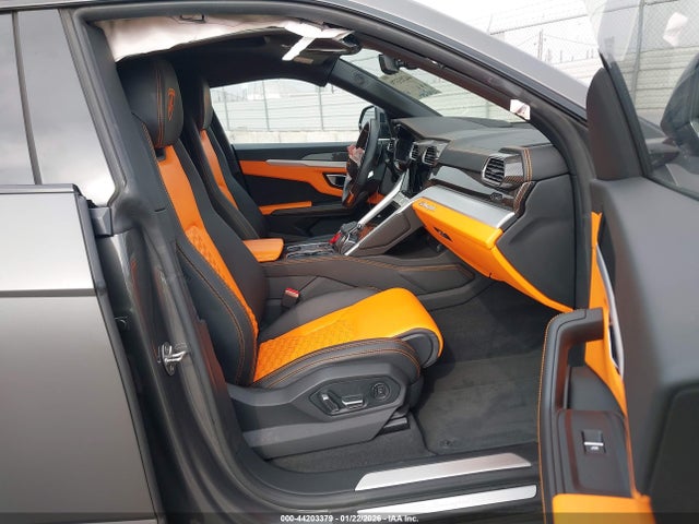 2021 LAMBORGHINI URUS ZPBUA1ZLXMLA15796 Photo 4