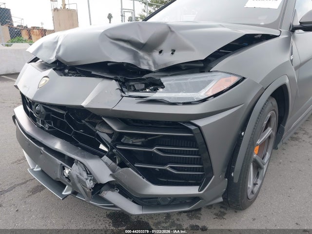2021 LAMBORGHINI URUS ZPBUA1ZLXMLA15796 Photo 5