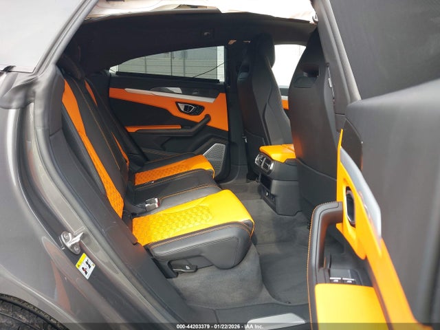 2021 LAMBORGHINI URUS ZPBUA1ZLXMLA15796 Photo 7