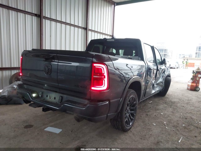2026 Ram 1500 Limited  4x4 5'7 Box მანქანა იყიდება აუქციონზე, vin: 1C6SRFHP9TN221890, აუქციონის ნომერი: 44203395