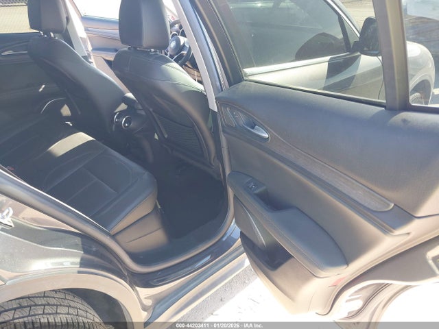 ZASFAKBN0J7B85842 Alfa Romeo Stelvio Ti Awd