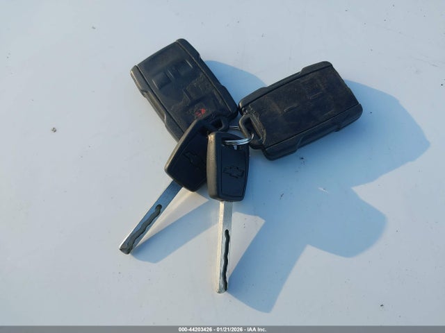 3GCUKREC3EG353693 Chevrolet Silverado 1500 1lt