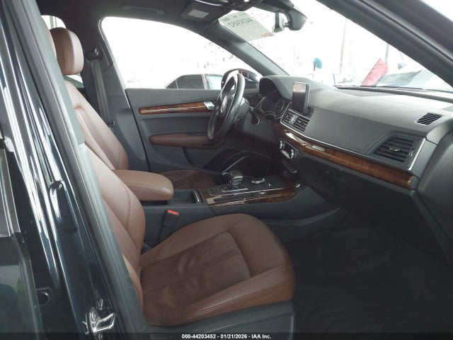 2018 AUDI Q5 WA1BNAFY2J2082097 Photo 4