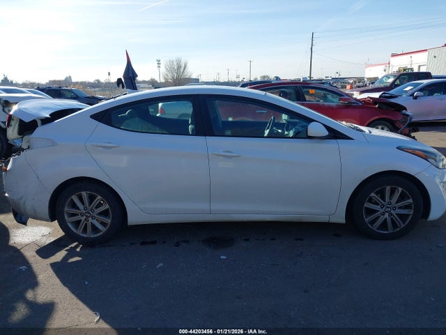 Hyundai ELANTRA SE 2016 5NPDH4AE4GH702606 Image 13