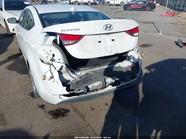 Hyundai ELANTRA SE 2016 5NPDH4AE4GH702606 Image 6