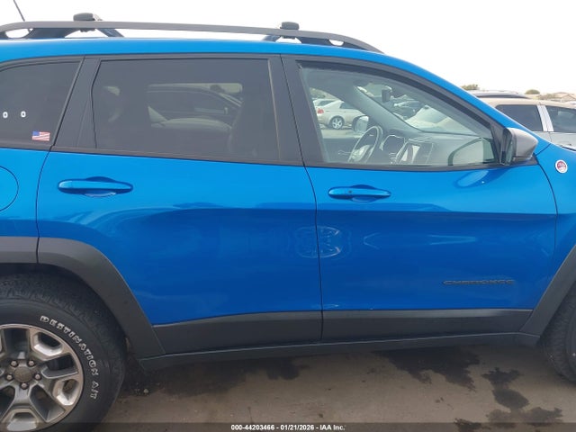1C4PJMBN3KD163233 Jeep Cherokee Trailhawk Elite 4x4
