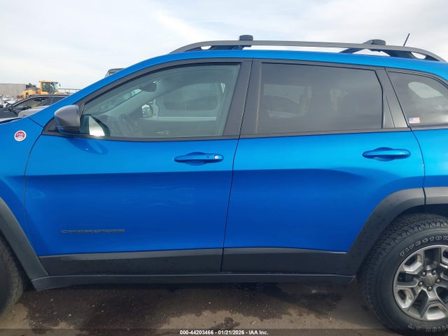 1C4PJMBN3KD163233 Jeep Cherokee Trailhawk Elite 4x4