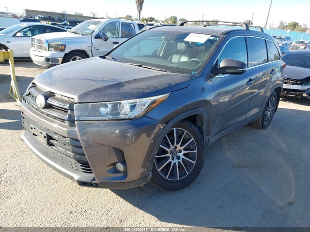 Toyota Highlander Se 2017 5TDJZRFH4HS398687 Image 2