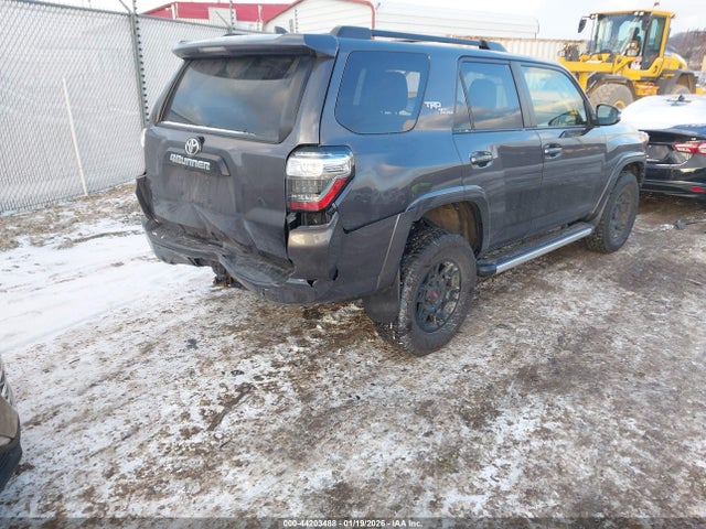 2021 TOYOTA 4RUNNER JTERU5JR2M5938169 Photo 3