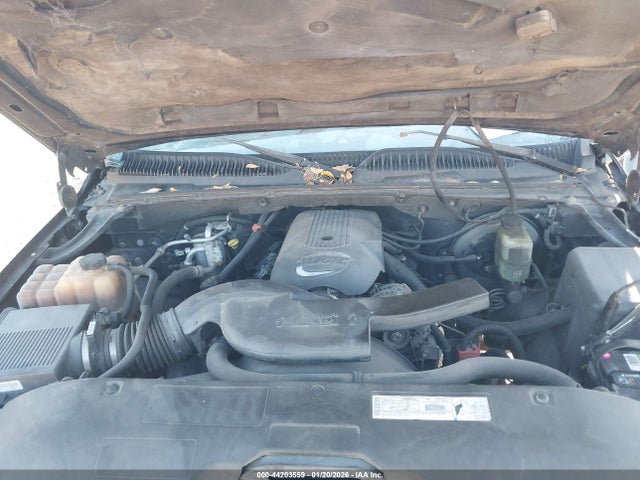 2001 CHEVROLET TAHOE 1GNEC13T01R100340 Photo 9