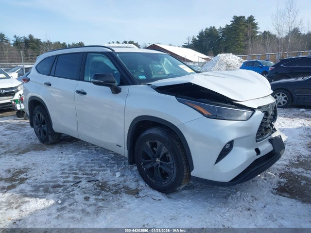 Toyota Highlander Hybrid Xle Nightshade 2025 5TDKBRCH4SS660082 main image