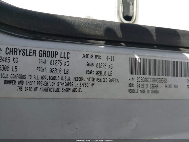 2011 CHRYSLER 300C 2C3CA6CT3BH559502 Photo 8