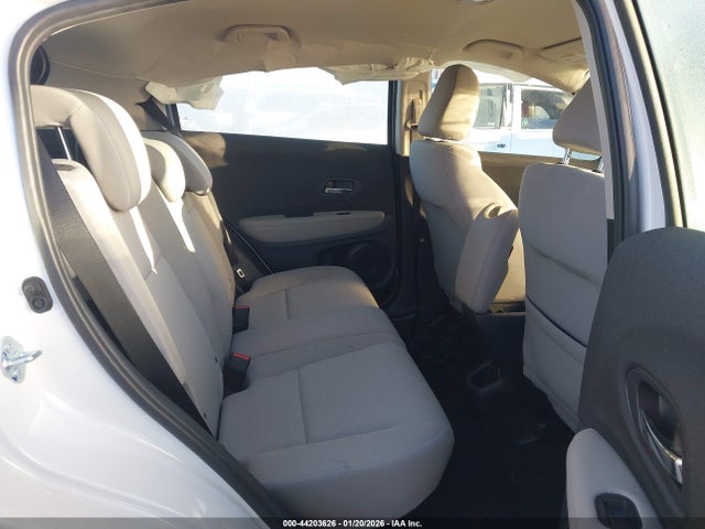 3CZRU5H31NM732580 Honda Hr-v 2wd Lx