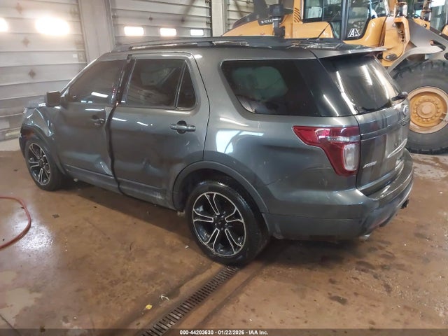 1FM5K8GT5FGB76164 Ford EXPLORER SPORT