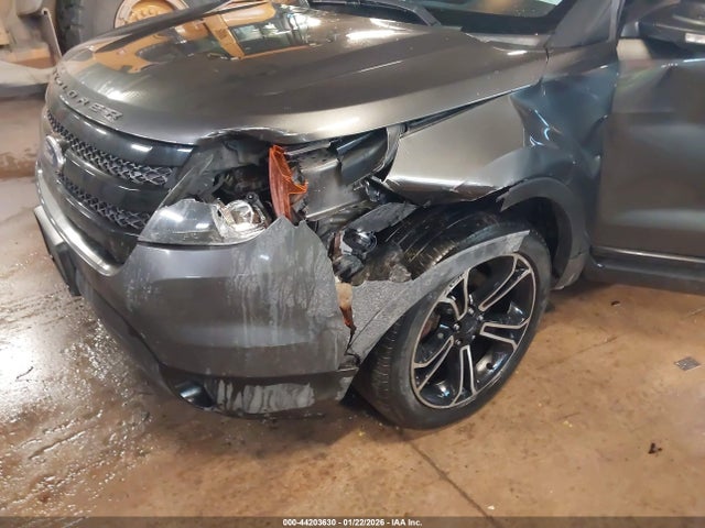 1FM5K8GT5FGB76164 Ford EXPLORER SPORT